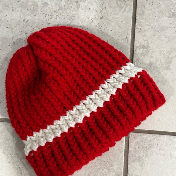 "BEANIES t-shirt - Picture 2 of 7